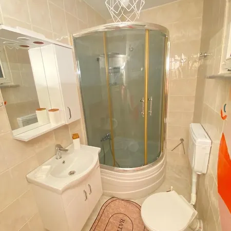 Daire Stylish 2 Bedrooms 1 Lounge Flat In Kadikoey *