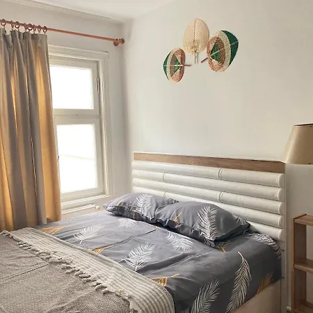 Daire Stylish 2 Bedrooms 1 Lounge Flat In Kadikoey İstanbul