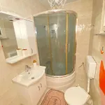 Διαμέρισμα Stylish 2 Bedrooms 1 Lounge Flat In Kadikoey *